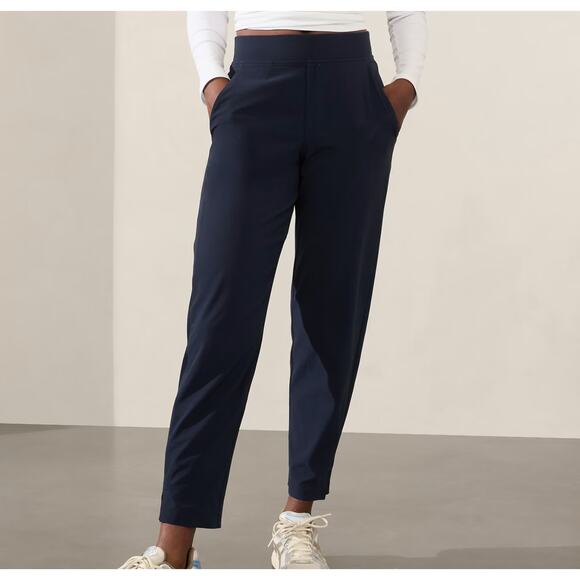 Athleta Brooklyn Mid-Rise Ankle Pant Navy Blue Textured Accents Zip Pockets Sz 4 - Picture 1 of 14